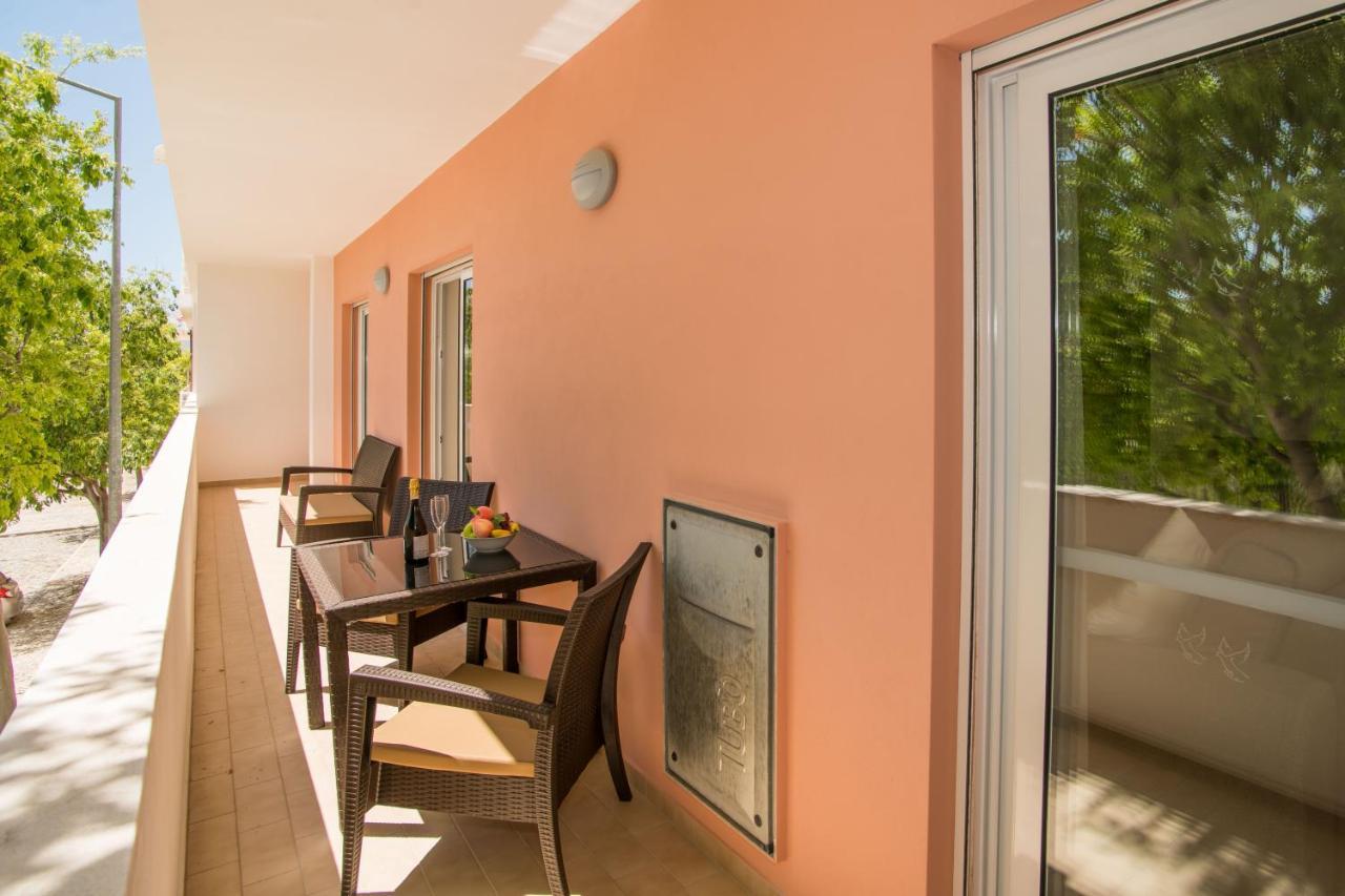 Central Modern 2 Bed Apartment Armacao De Pera Bagian luar foto